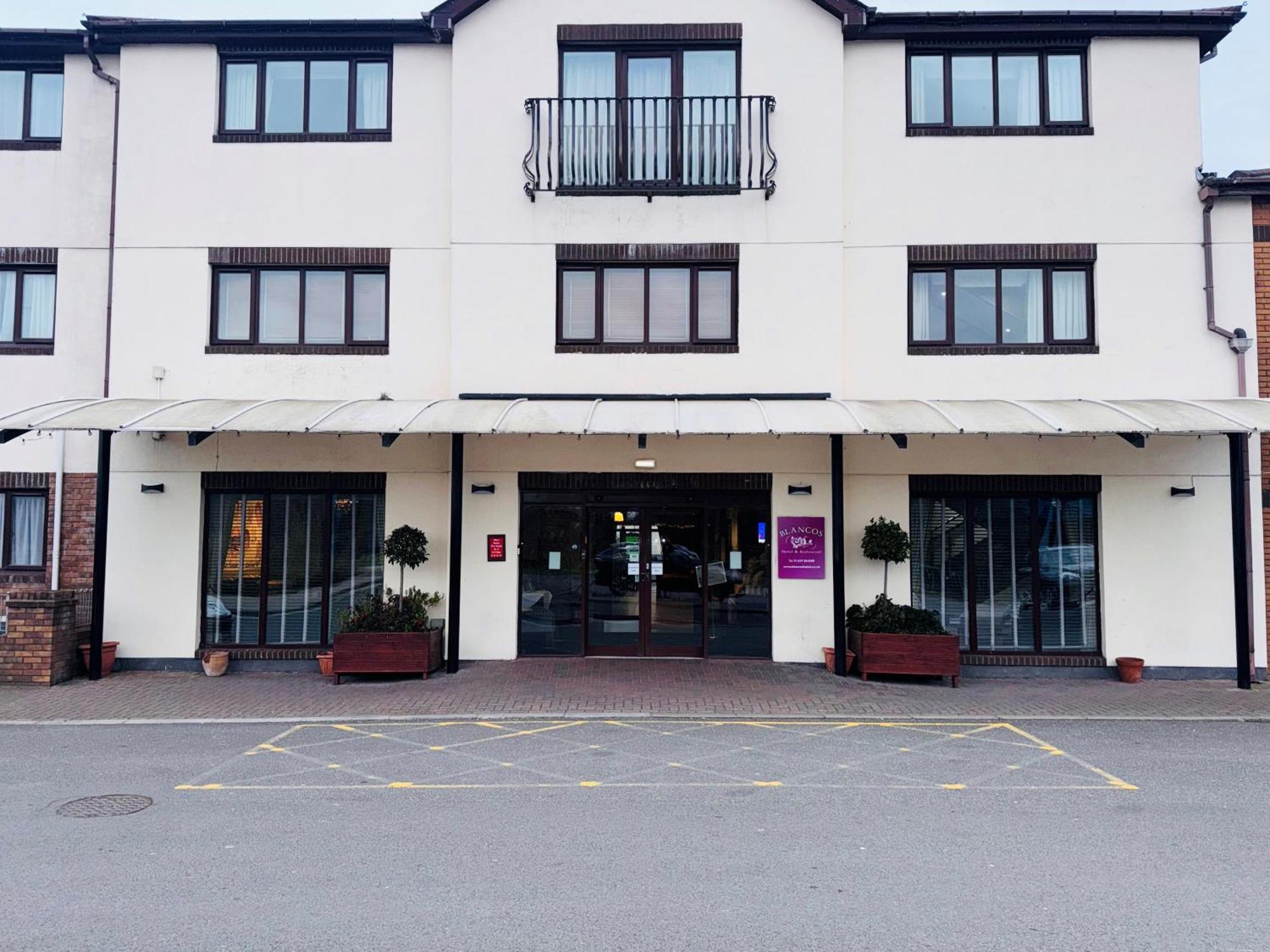 Blanco'S Hotel Port Talbot Exterior foto